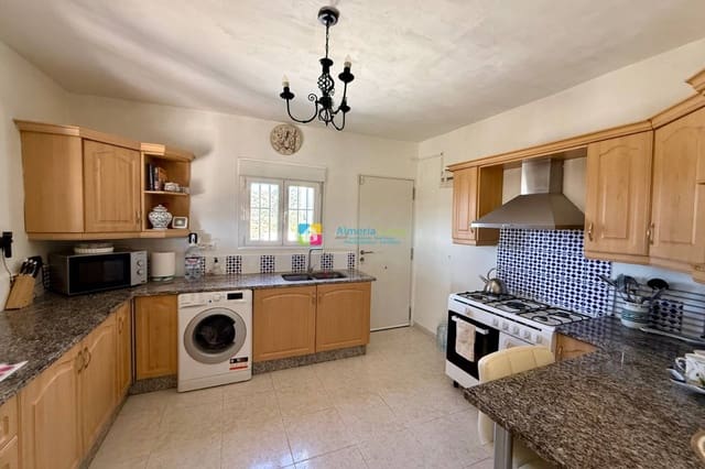 3 sypialnia Willa na sprzedaż w Albox z basenem garażem - 245 000 € (Ref: 9866041)