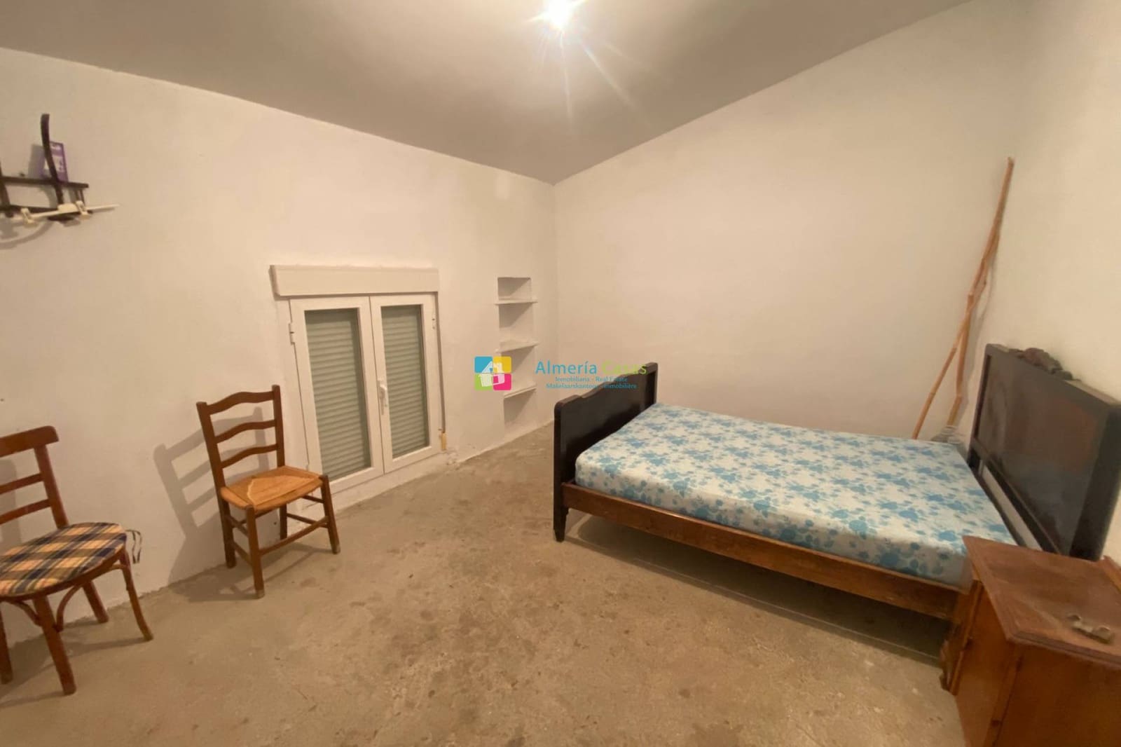 Casa de 6 habitaciones en Cóbdar en venta - 58.000 € (Ref: 9892953)