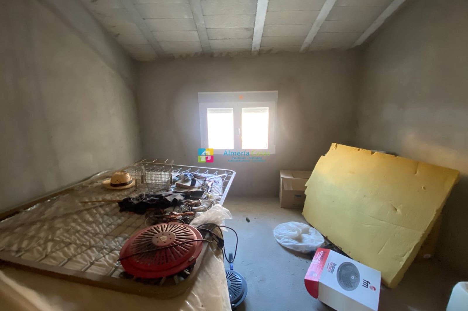 Casa de 6 habitaciones en Cóbdar en venta - 58.000 € (Ref: 9892953)