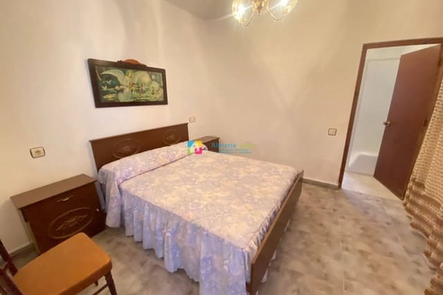 6 quarto Casa em Banda para venda em Cóbdar - 58 000 € (Ref: 9892953)