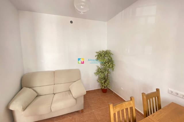 Casa de 4 habitaciones en Cantoria en venta - 129.500 € (Ref: 9897232)