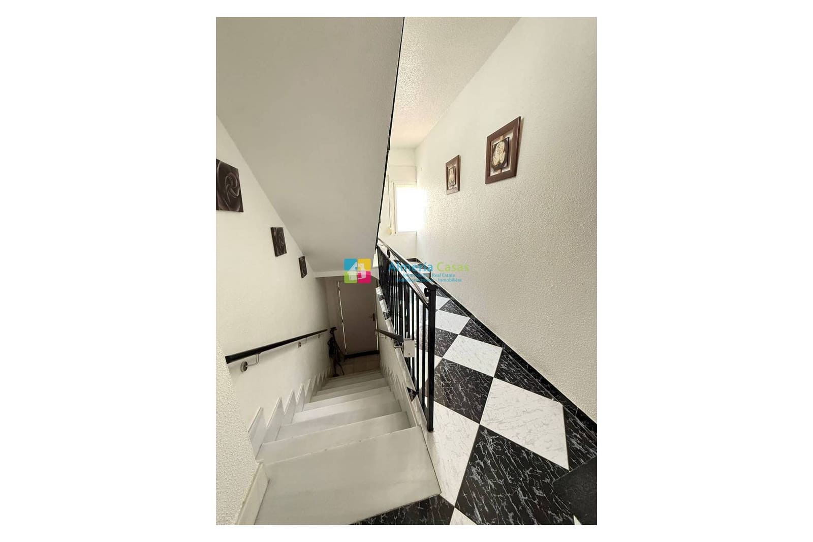 8 bedroom Townhouse for sale in Albanchez - € 68,000 (Ref: 9912232)