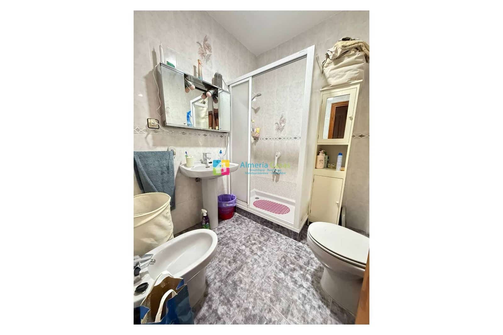 8 bedroom Townhouse for sale in Albanchez - € 68,000 (Ref: 9912232)
