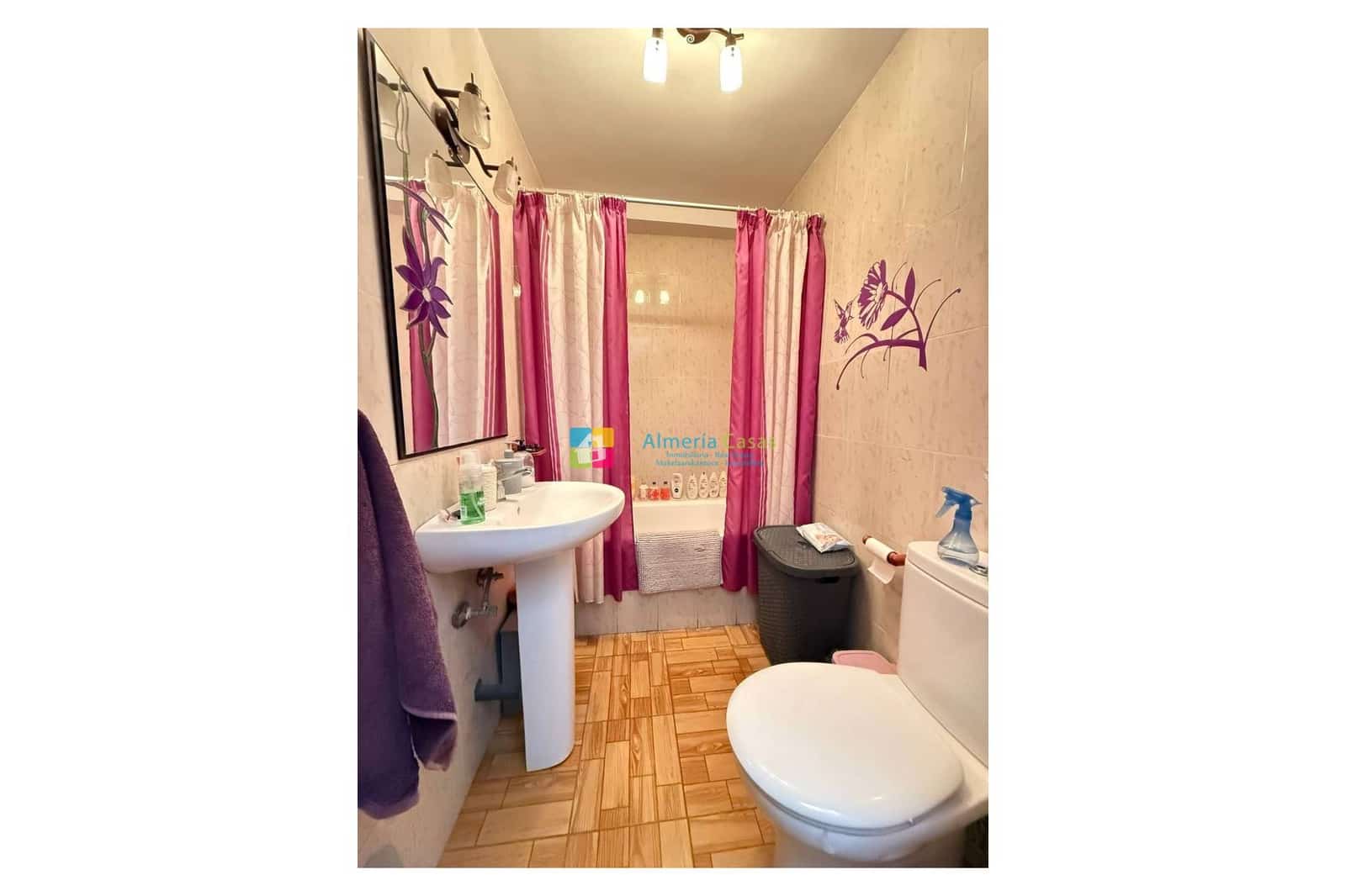 8 bedroom Townhouse for sale in Albanchez - € 68,000 (Ref: 9912232)