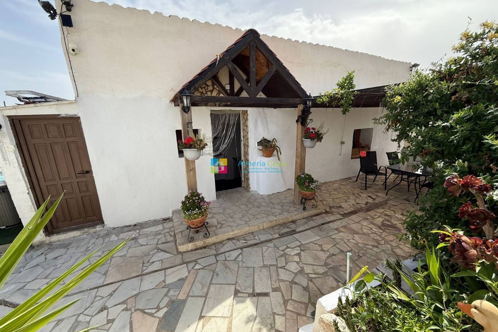 3 slaapkamer Finca/Landhuis te koop in Cantoria - € 95.000 (Ref: 9914815)
