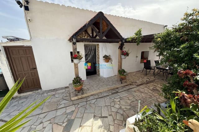 3 slaapkamer Finca/Landhuis te koop in Cantoria - € 95.000 (Ref: 9914815)