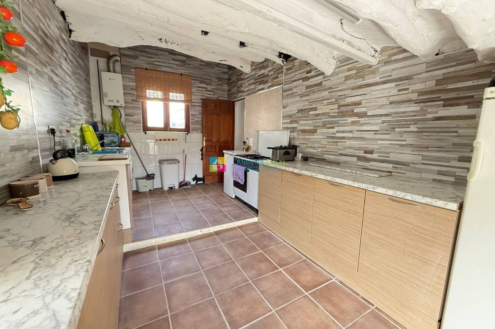 3 slaapkamer Finca/Landhuis te koop in Cantoria - € 95.000 (Ref: 9914815)