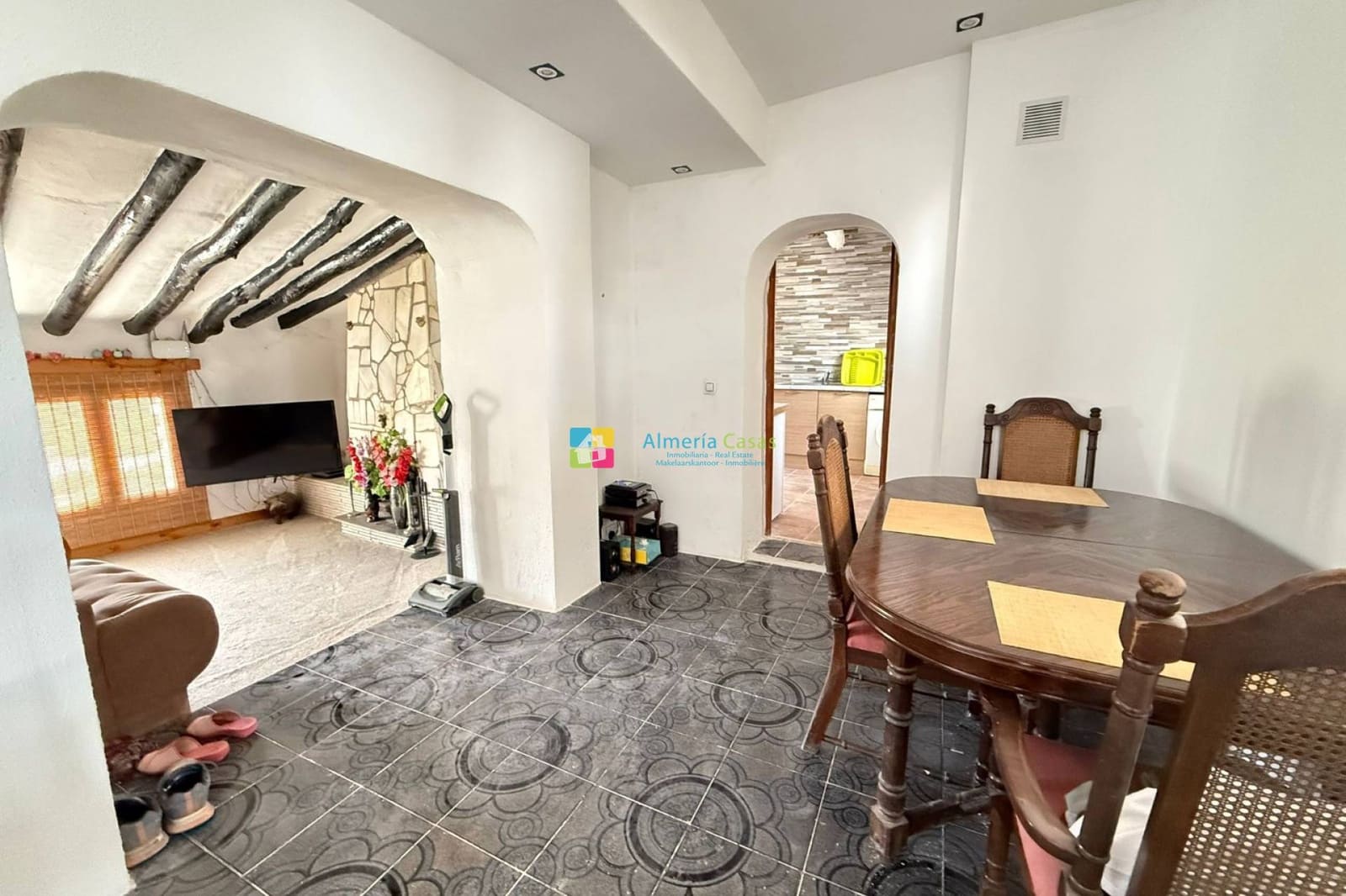 3 slaapkamer Finca/Landhuis te koop in Cantoria - € 95.000 (Ref: 9914815)