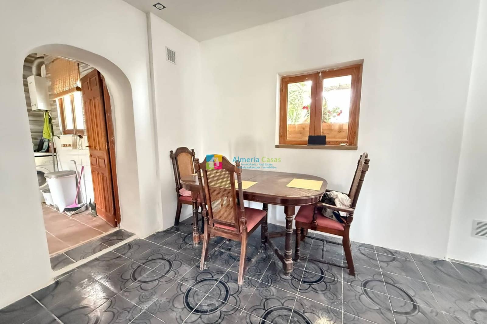 3 slaapkamer Finca/Landhuis te koop in Cantoria - € 95.000 (Ref: 9914815)