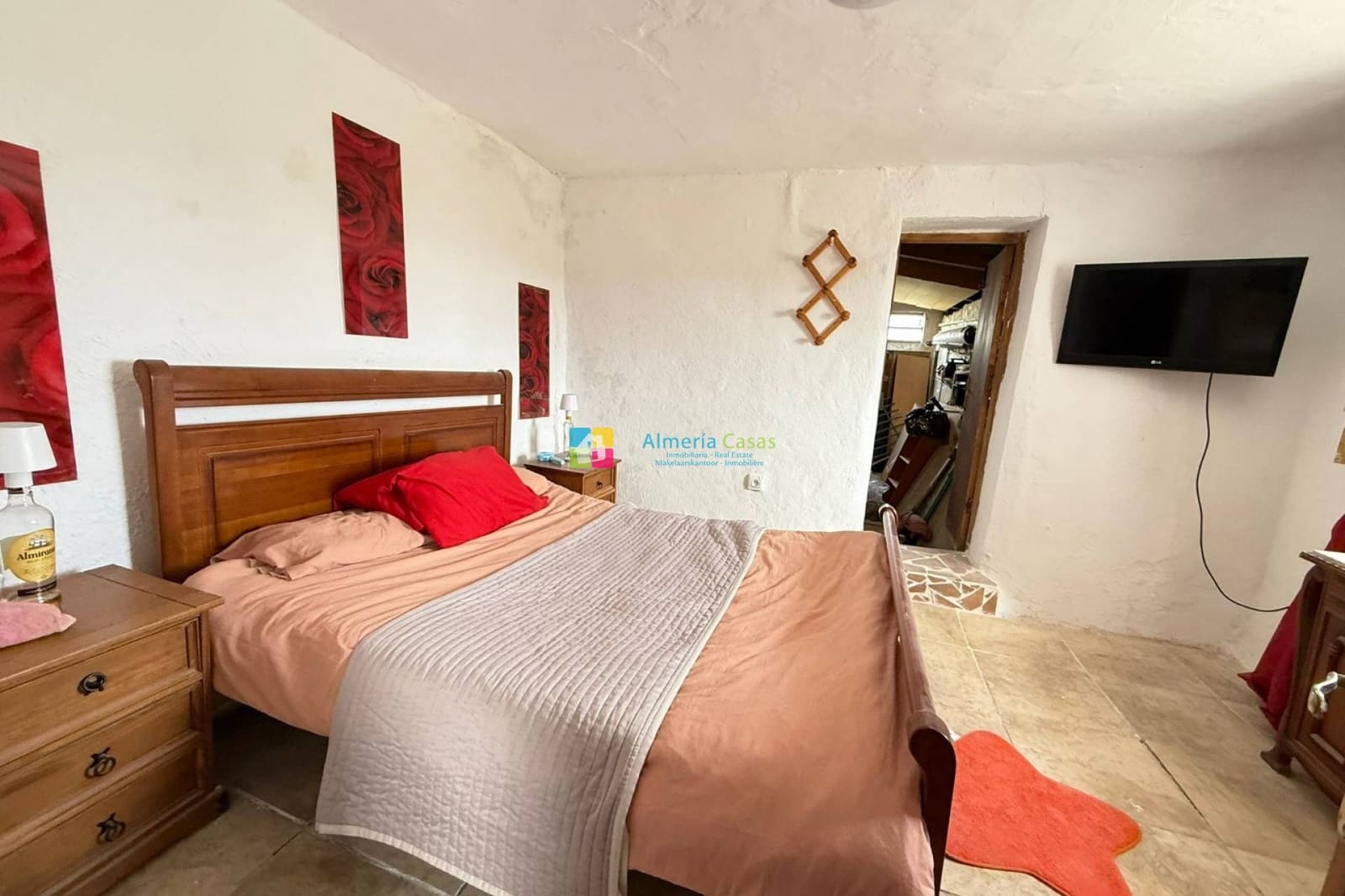 3 slaapkamer Finca/Landhuis te koop in Cantoria - € 95.000 (Ref: 9914815)