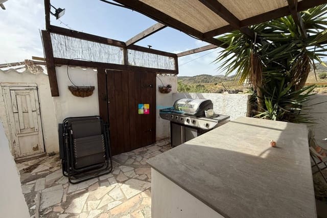 3 slaapkamer Finca/Landhuis te koop in Cantoria - € 95.000 (Ref: 9914815)