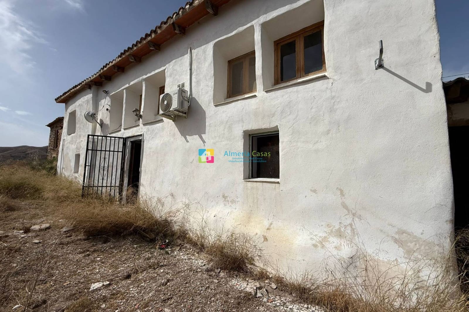 3 slaapkamer Finca/Landhuis te koop in Cantoria - € 95.000 (Ref: 9914815)