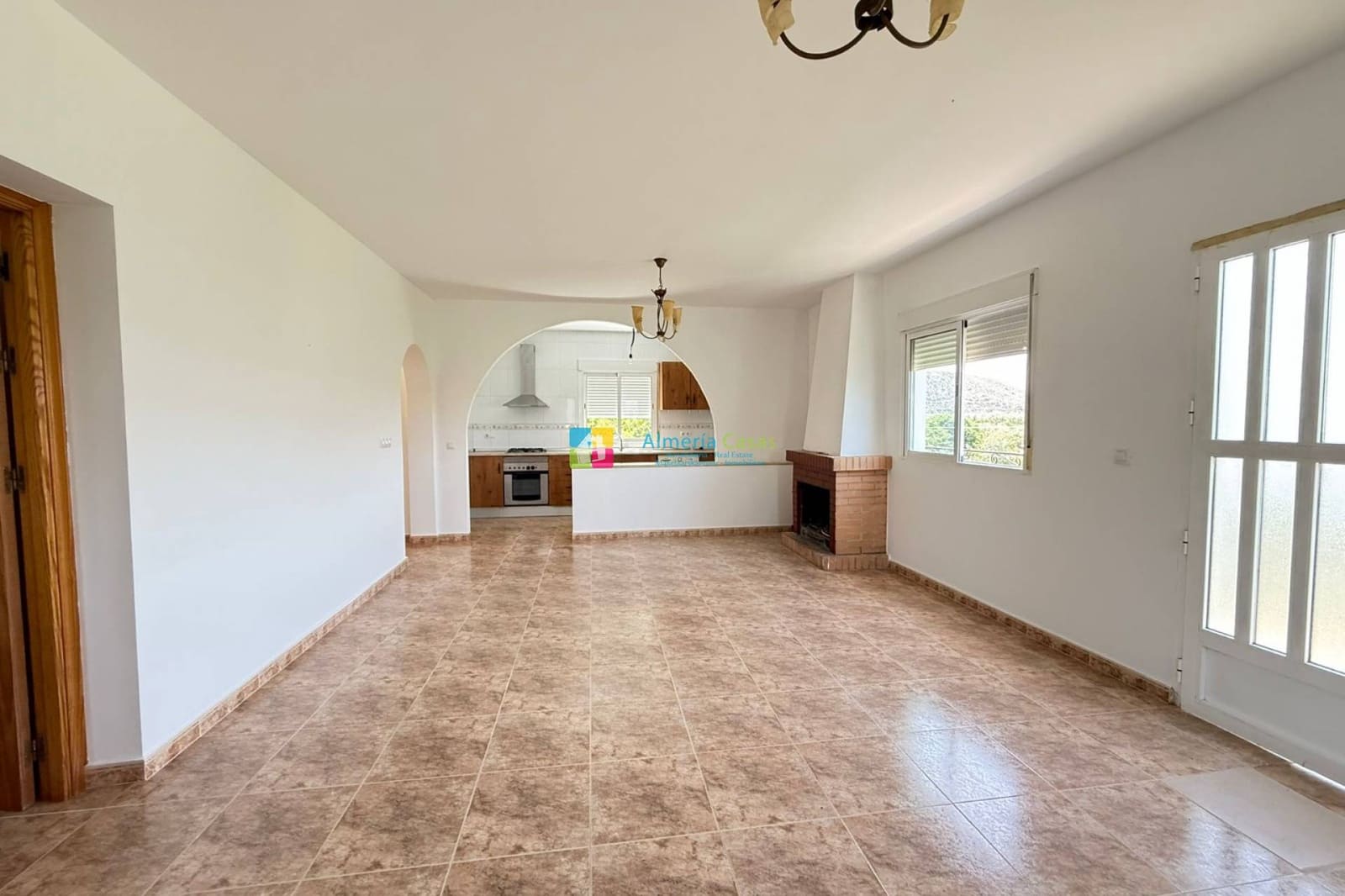 3 slaapkamer Villa te koop in Almanzora met garage - € 199.000 (Ref: 9928315)