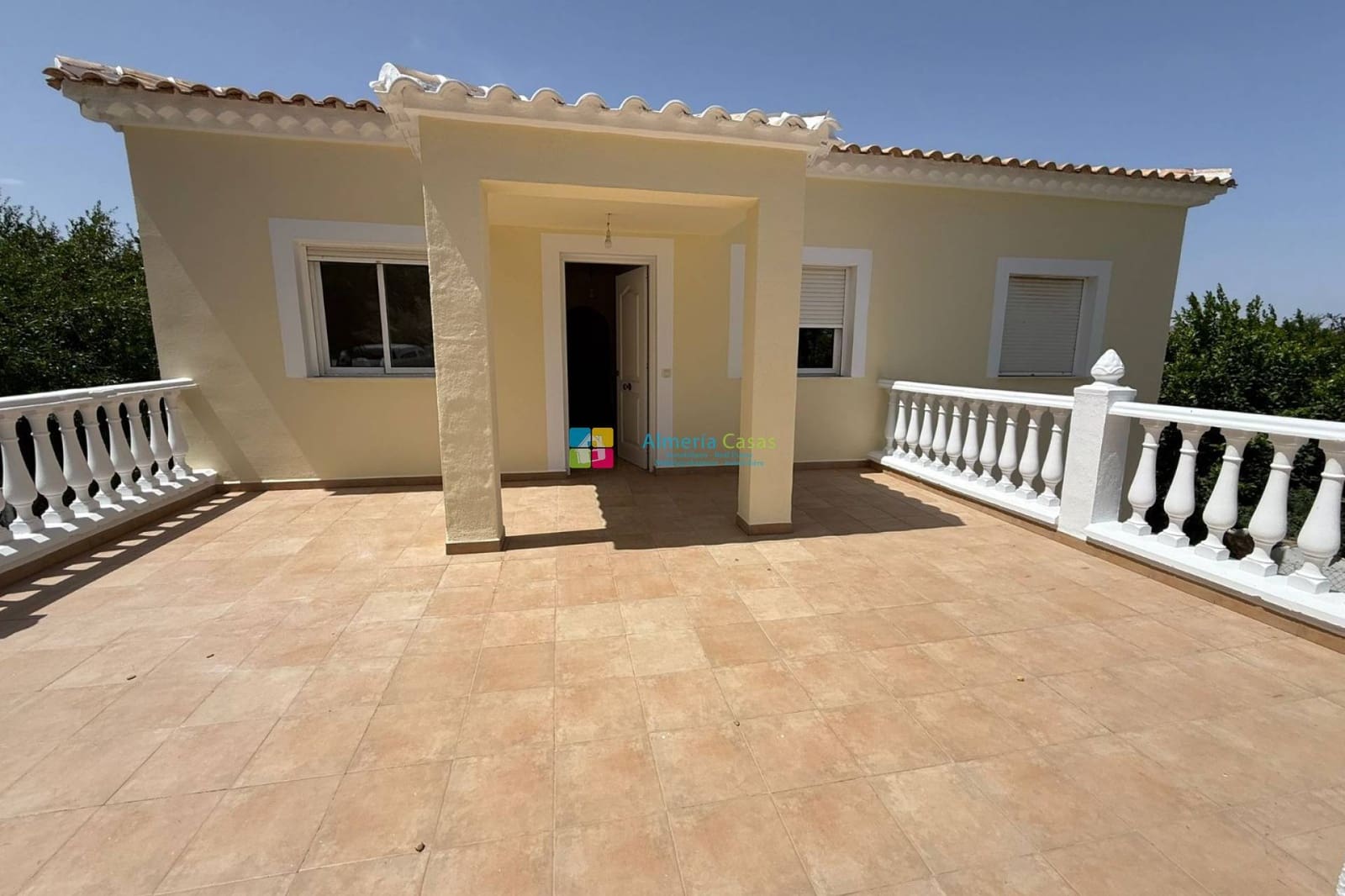 3 slaapkamer Villa te koop in Almanzora met garage - € 199.000 (Ref: 9928315)