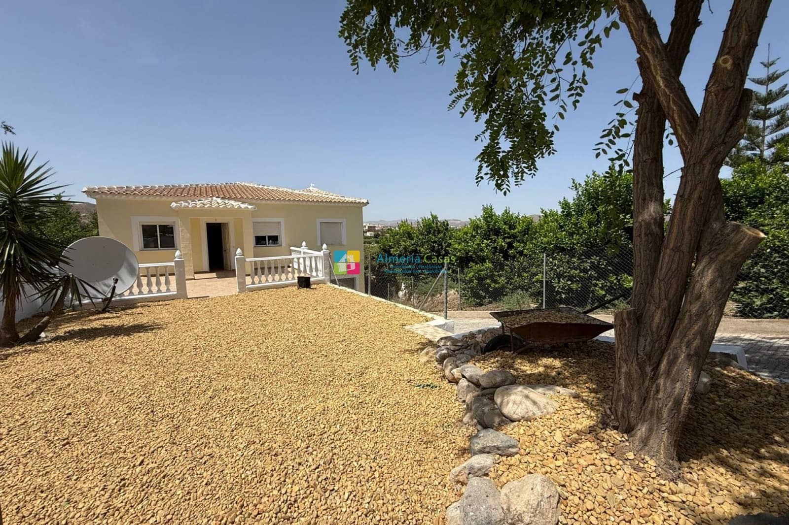 3 slaapkamer Villa te koop in Almanzora met garage - € 199.000 (Ref: 9928315)
