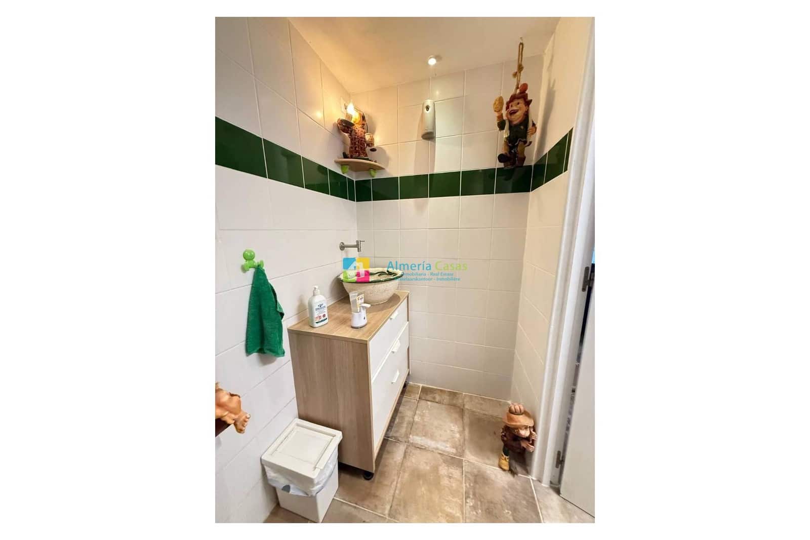 2 soverom Finca/Herregård til salgs i Oria med garasje - € 179 950 (Ref: 9935190)