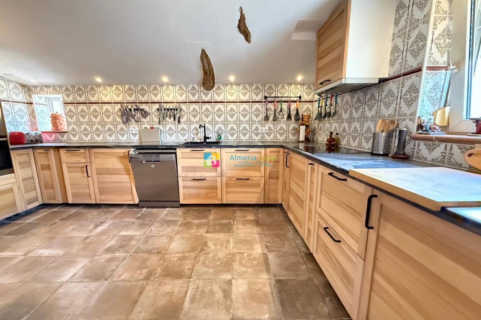 2 soverom Finca/Herregård til salgs i Oria med garasje - € 179 950 (Ref: 9935190)