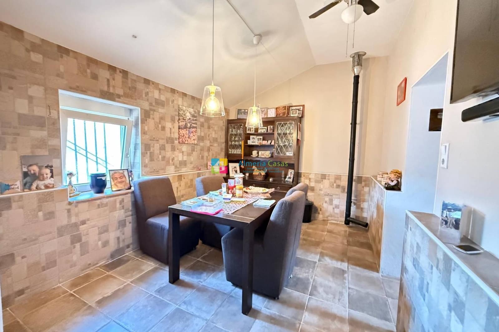 2 soverom Finca/Herregård til salgs i Oria med garasje - € 179 950 (Ref: 9935190)