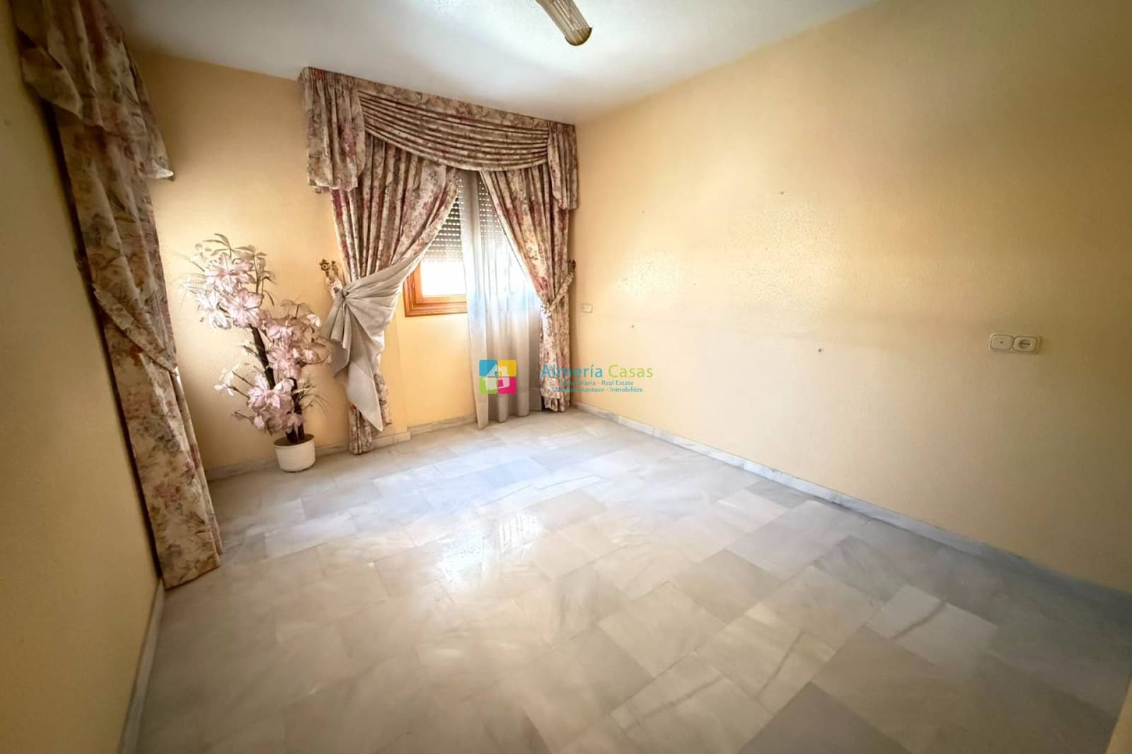 3 Zimmer Haus zu verkaufen in Macael - 105.000 € (Ref: 9983888)