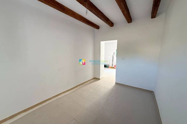 3 Zimmer Finca/Landgut zu verkaufen in Los Huevanillas, Arboleas - 105.000 € (Ref: 9985817)
