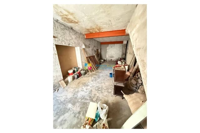 Casa de 3 habitaciones en Cantoria en venta con garaje - 75.000 € (Ref: 9985886)