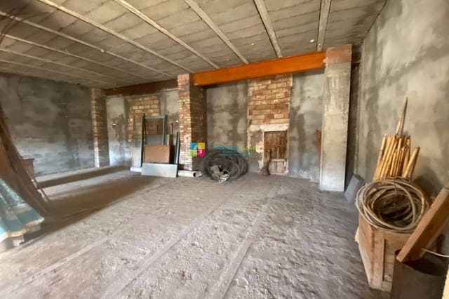 Casa de 3 habitaciones en Cantoria en venta con garaje - 75.000 € (Ref: 9985886)