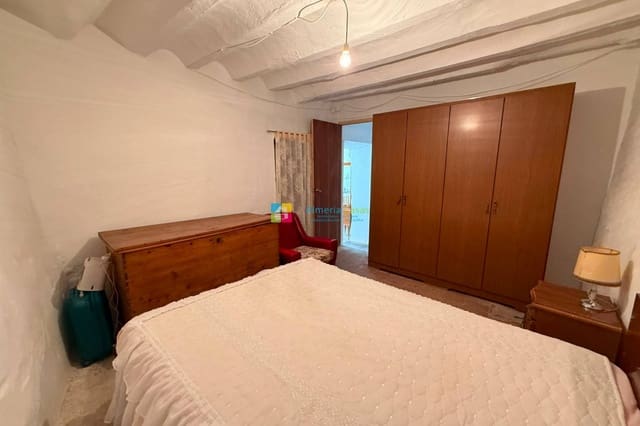 6 slaapkamer Finca/Landhuis te koop in Pocicas, Albox - € 65.000 (Ref: 9987149)