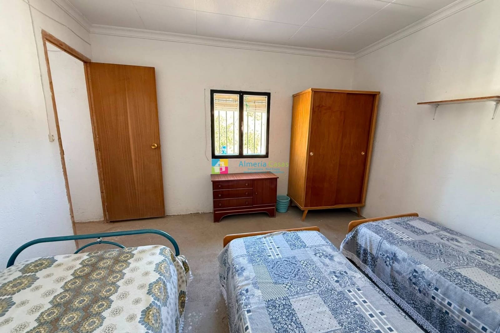 6 slaapkamer Finca/Landhuis te koop in Pocicas - € 65.000 (Ref: 9987149)