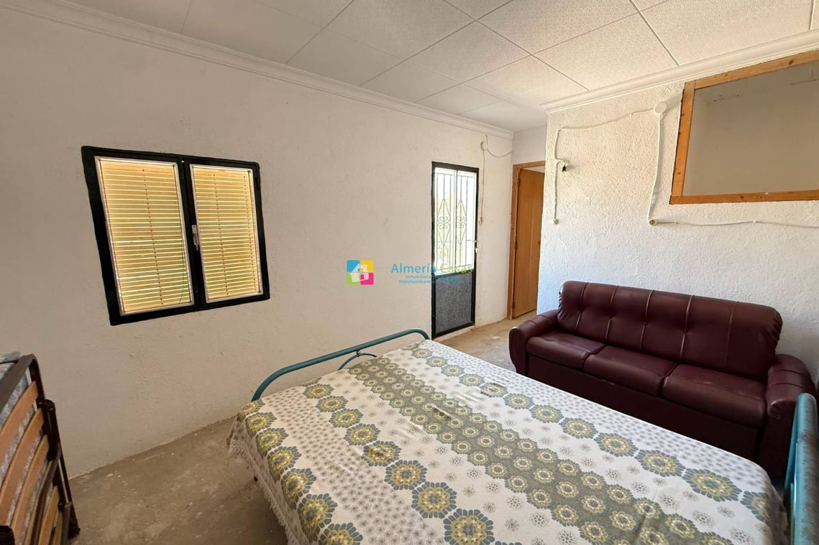 6 slaapkamer Finca/Landhuis te koop in Pocicas - € 65.000 (Ref: 9987149)