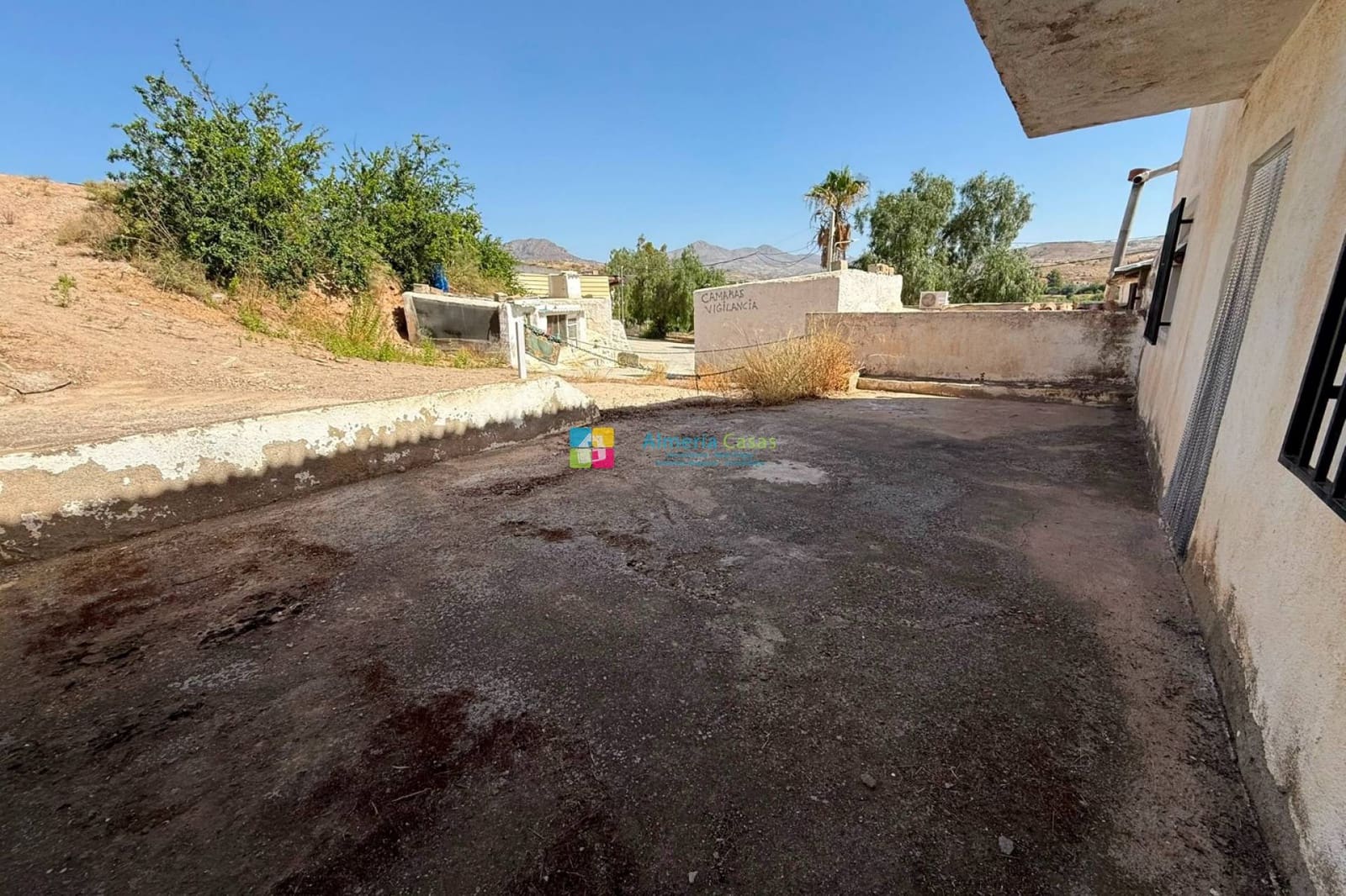 6 slaapkamer Finca/Landhuis te koop in Pocicas - € 65.000 (Ref: 9987149)