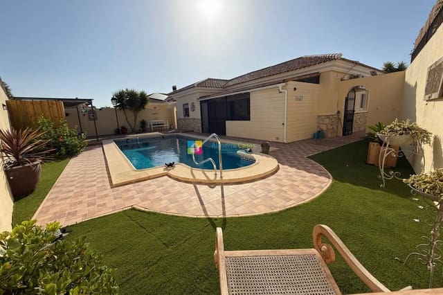 3 soveværelse Villa til salg i Arboleas med swimmingpool garage - € 264.000 (Ref: 9987321)