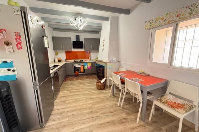 4 slaapkamer Finca/Landhuis te koop in Arboleas - € 169.950 (Ref: 9996191)