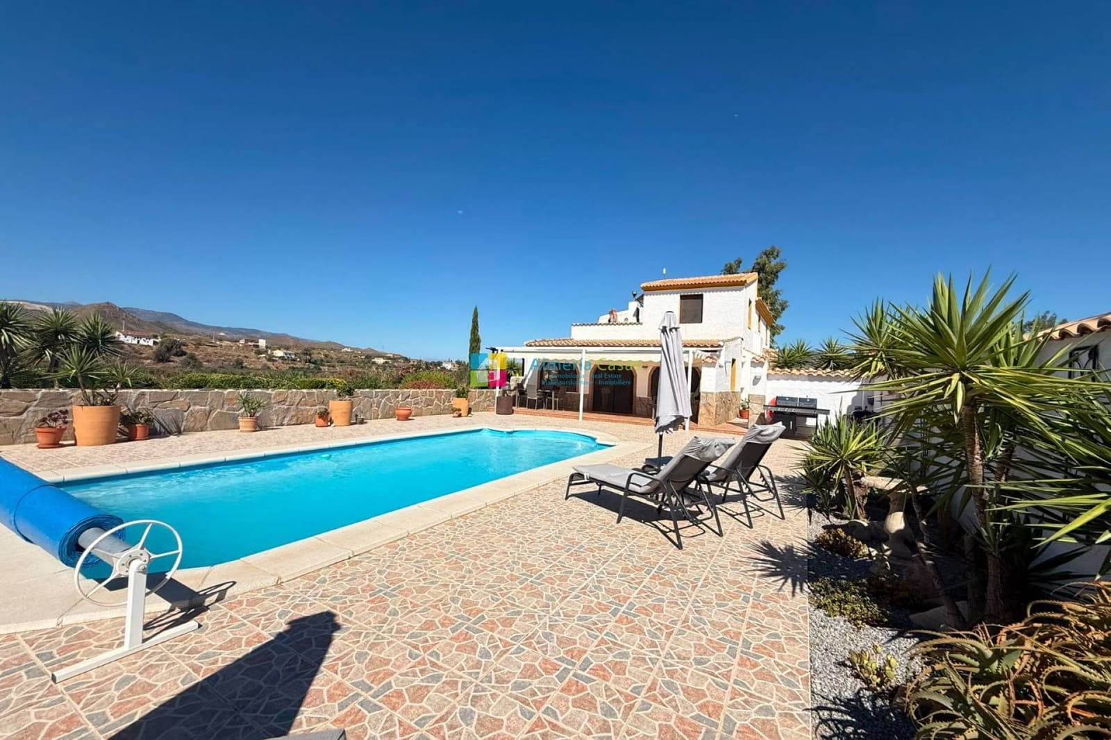 7 slaapkamer Finca/Landhuis te koop in Cantoria met zwembad - € 415.000 (Ref: 9997711)