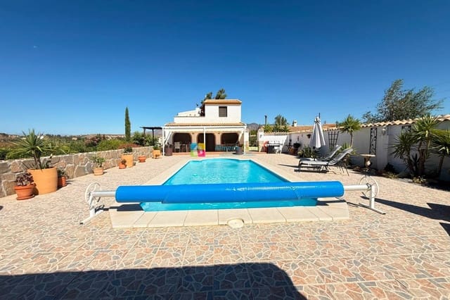 7 slaapkamer Finca/Landhuis te koop in Cantoria met zwembad - € 415.000 (Ref: 9997711)