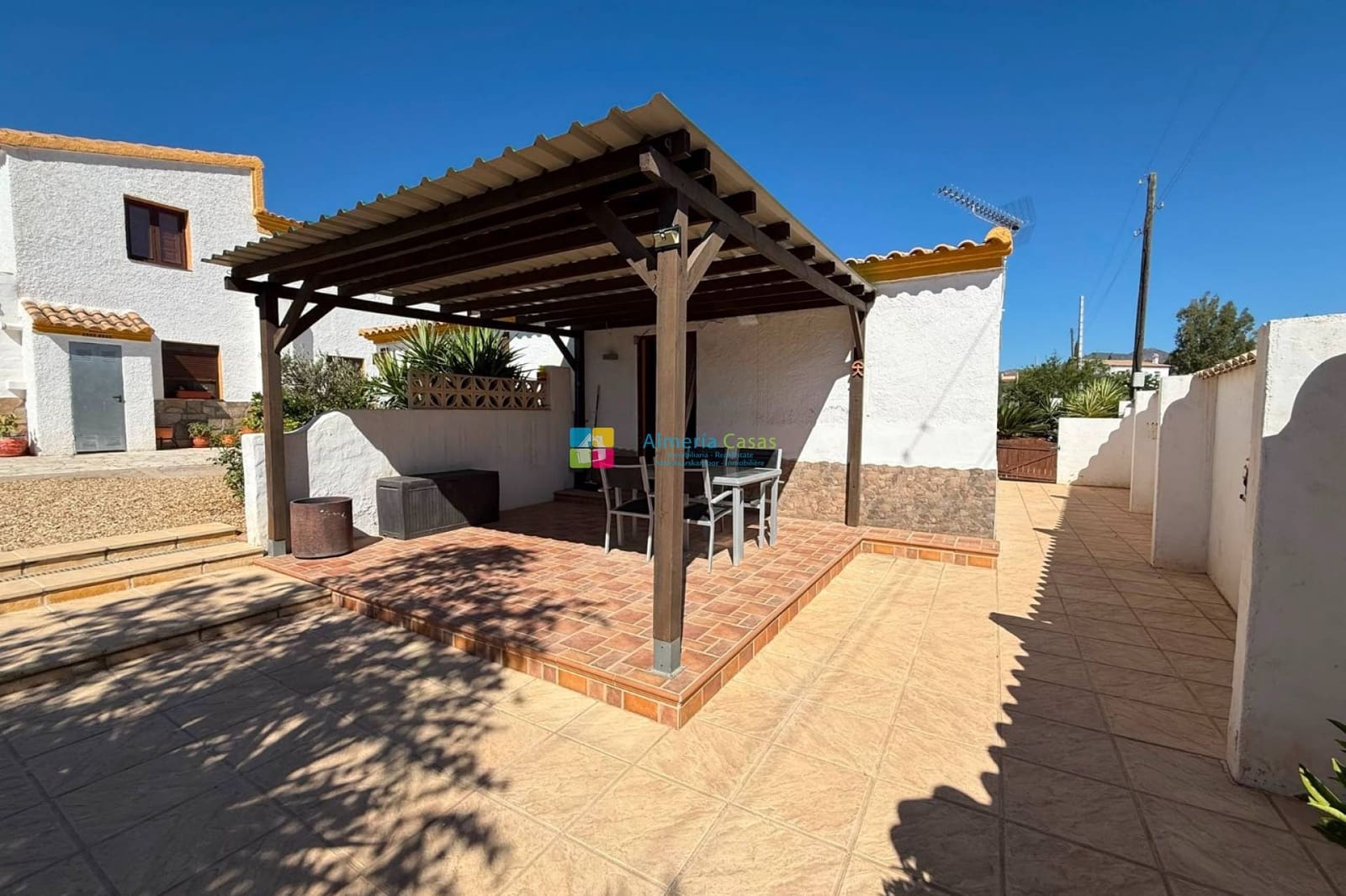 7 slaapkamer Finca/Landhuis te koop in Cantoria met zwembad - € 415.000 (Ref: 9997711)