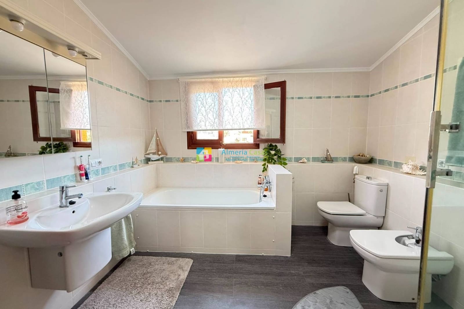 7 slaapkamer Finca/Landhuis te koop in Cantoria met zwembad - € 415.000 (Ref: 9997711)