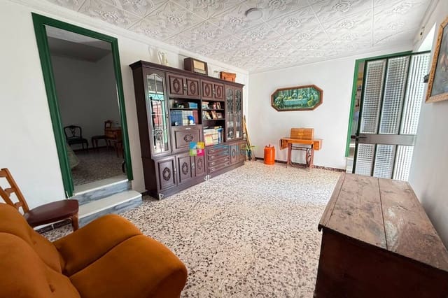 Casa de 5 habitaciones en Cantoria en venta - 165.000 € (Ref: 9999149)