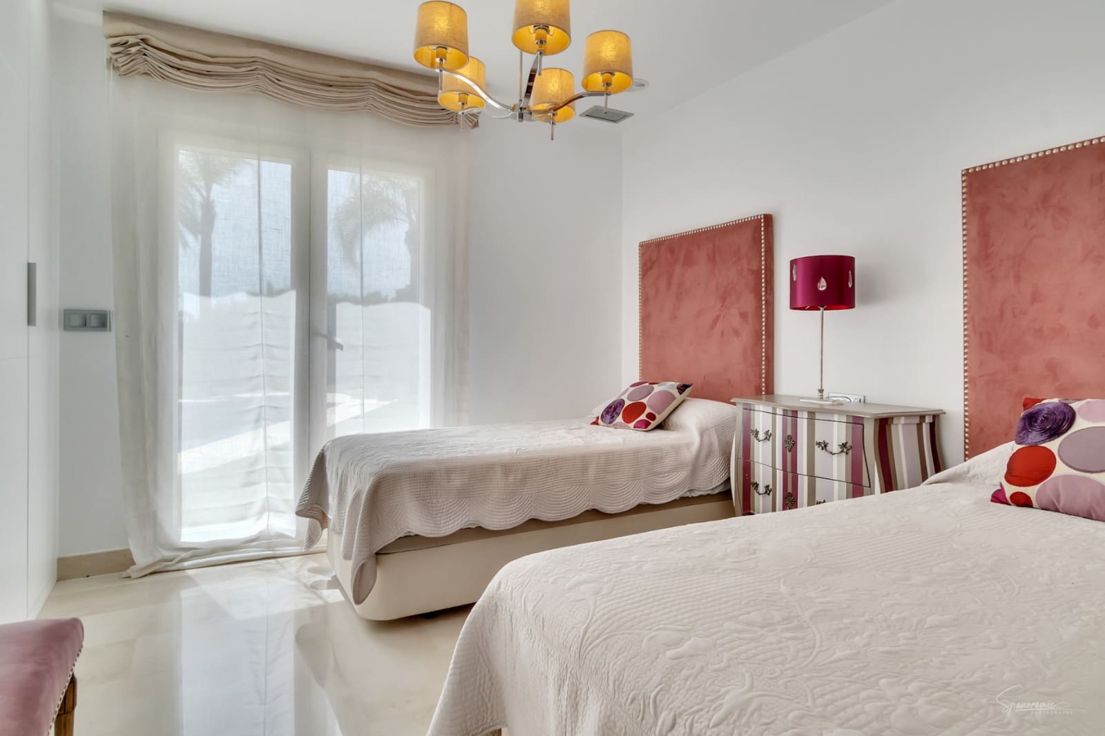 4 bedroom Villa for sale in Benissa - € 1,350,000 (Ref: 8700603)