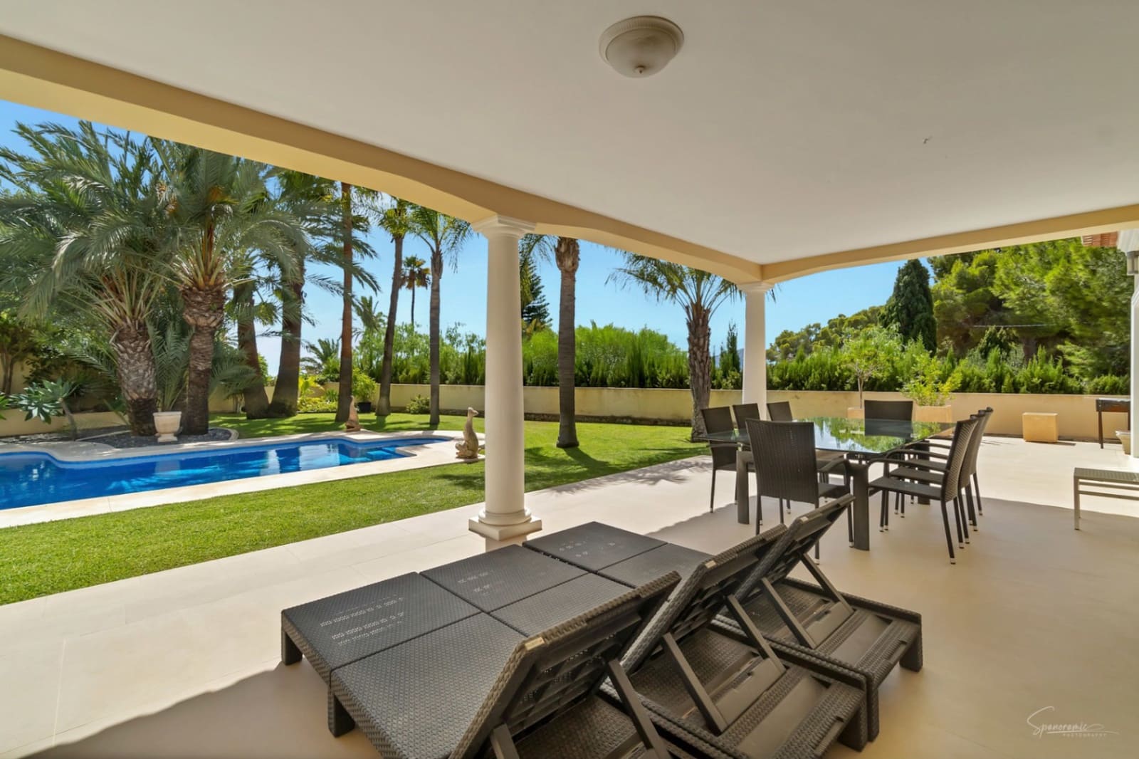 4 bedroom Villa for sale in Benissa - € 1,350,000 (Ref: 8700603)