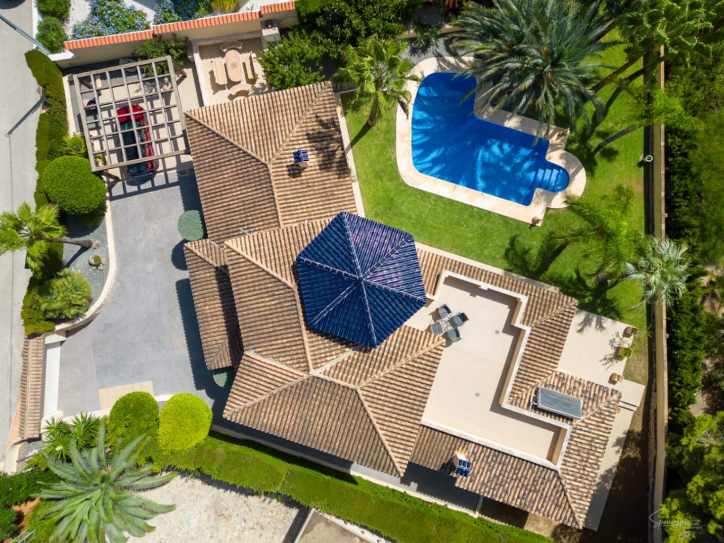 4 bedroom Villa for sale in Benissa - € 1,350,000 (Ref: 8700603)