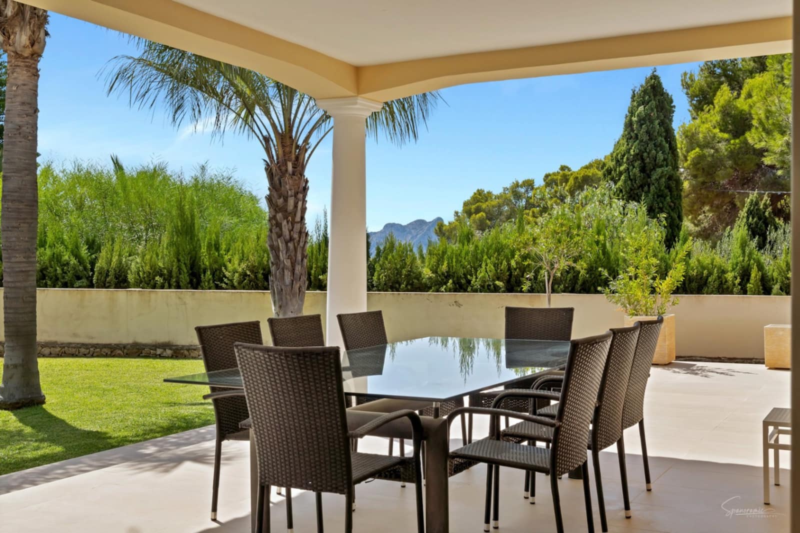 4 bedroom Villa for sale in Benissa - € 1,350,000 (Ref: 8700603)