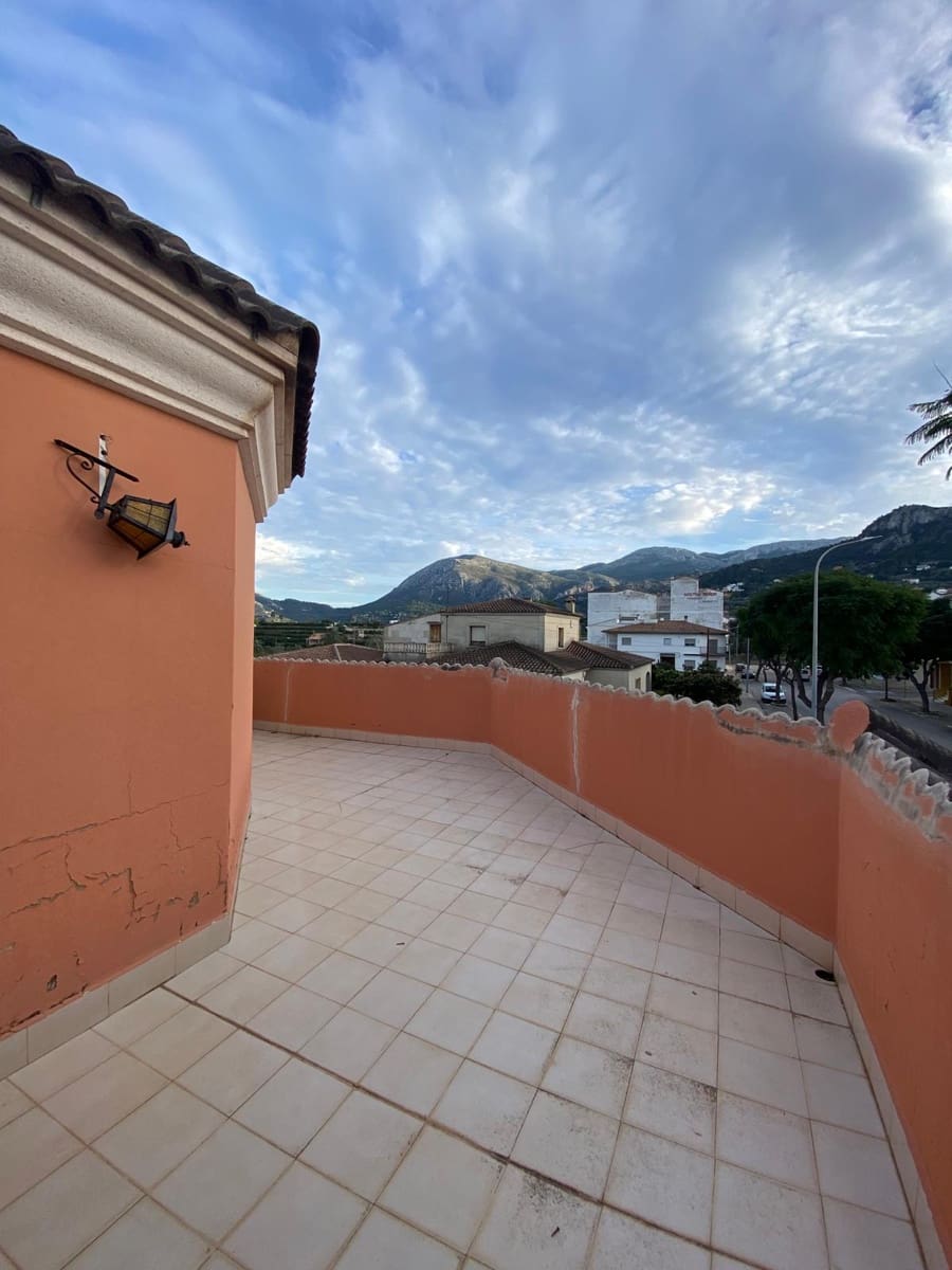 5 chambre Villa/Maison à vendre à Pego avec garage - 600 000 € (Ref: 8811006)