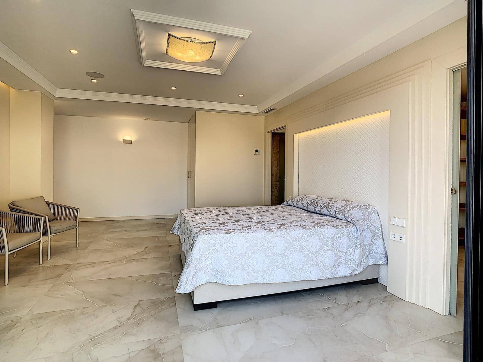 Chalet de 4 habitaciones en Benitachell / Benitatxell en venta con piscina garaje - 1.150.000 € (Ref: 9113533)