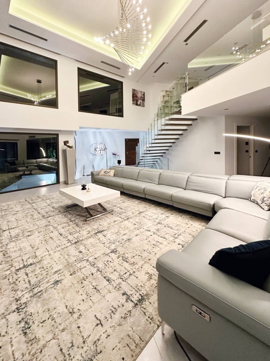 5 bedroom Villa for sale in Javea / Xabia with pool garage - € 2,350,000 (Ref: 9113624)