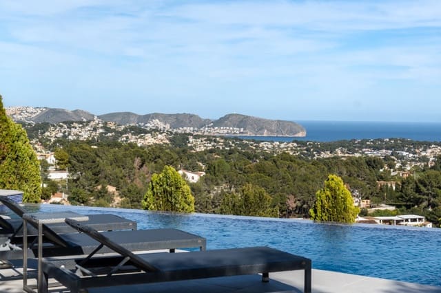 4 makuuhuone Huvila myytävänä paikassa Benissa - 1 800 000 € (Ref: 9231183)