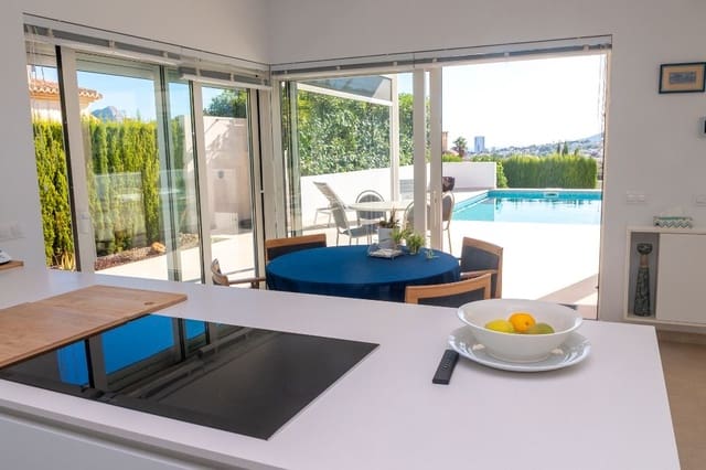 4 Zimmer Villa zu verkaufen in Calpe / Calp - 1.380.000 € (Ref: 9360280)
