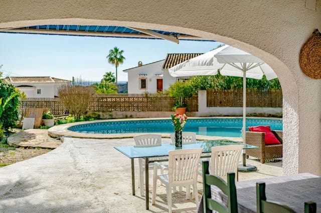 2 quarto Moradia para venda em Teulada Pueblo, Teulada-Moraira com piscina - 550 000 € (Ref: 9432453)