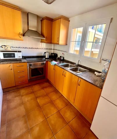 3 soveværelse Bungalow til leje i Dénia - € 1.000 (Ref: 9459497)