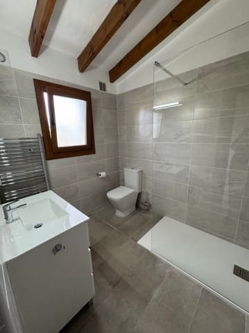 Chalet de 3 habitaciones en Benissa en alquiler - 1.950 € (Ref: 9511440)