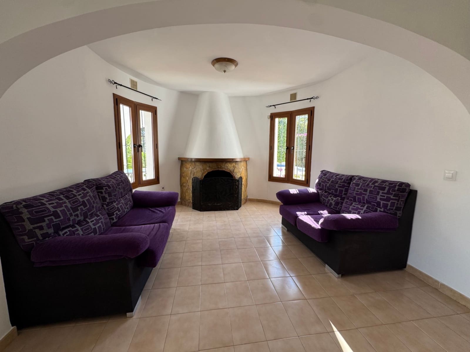 Chalet de 3 habitaciones en Benissa en alquiler - 1.950 € (Ref: 9511440)